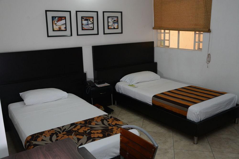 Hotel Quinta Avenida Cúcuta Exteriör bild