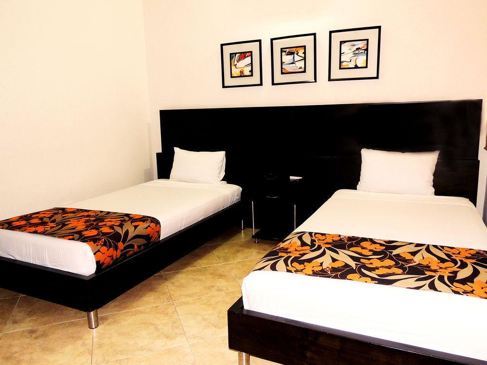 Hotel Quinta Avenida Cúcuta Exteriör bild