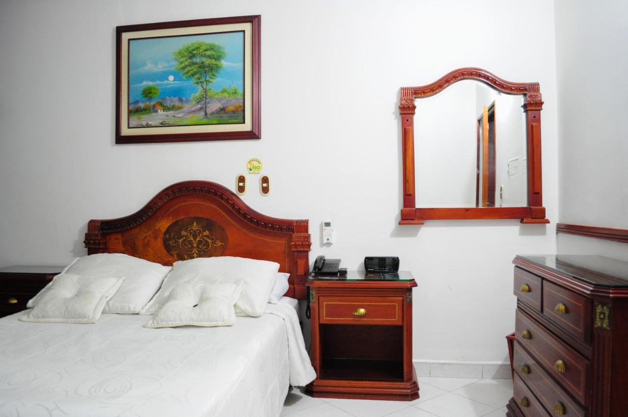 Hotel Quinta Avenida Cúcuta Exteriör bild