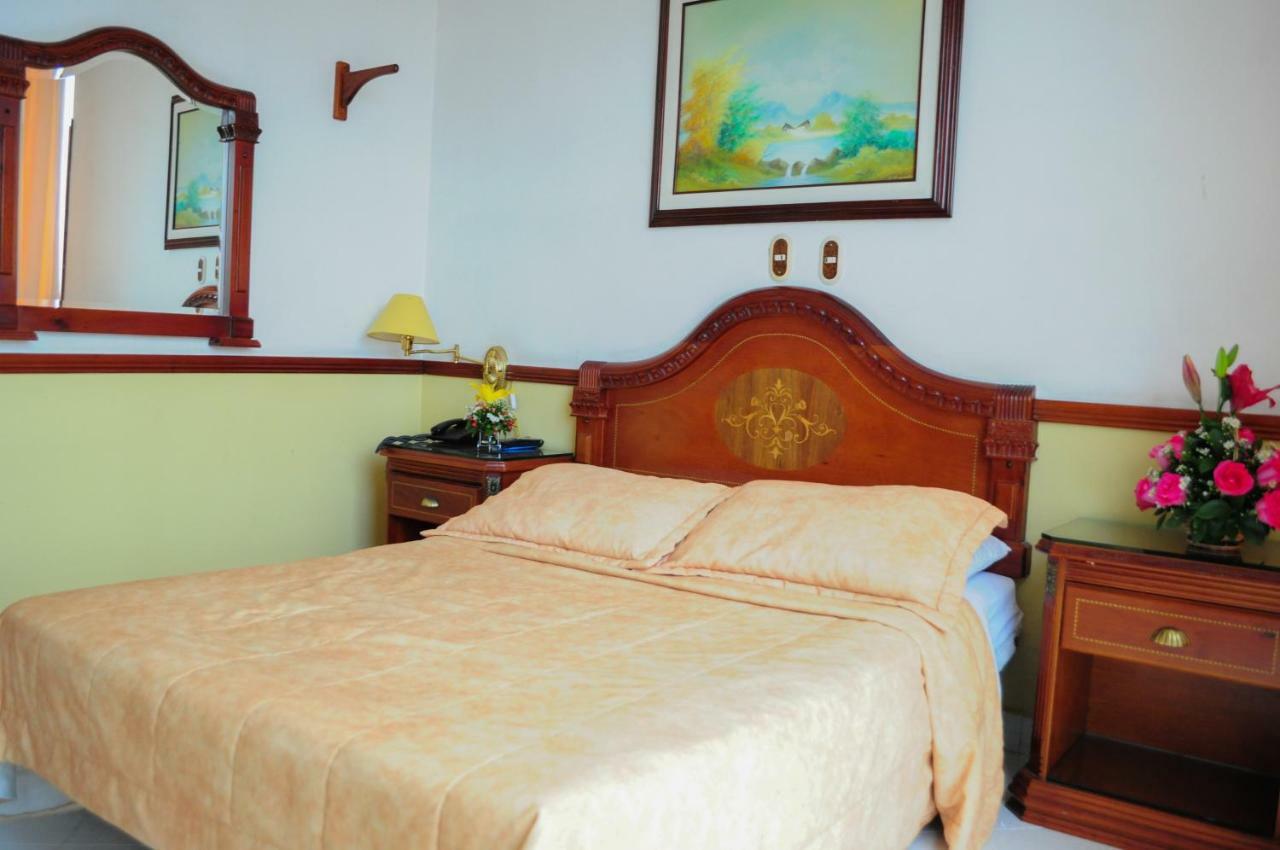 Hotel Quinta Avenida Cúcuta Exteriör bild